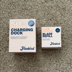 freebird Pink Box with Navy Text Flex Series Charging Dock & Blade Refill